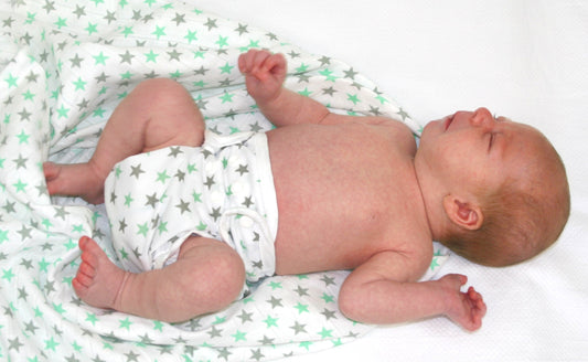 How to Change a Baby with Reusable Nappies